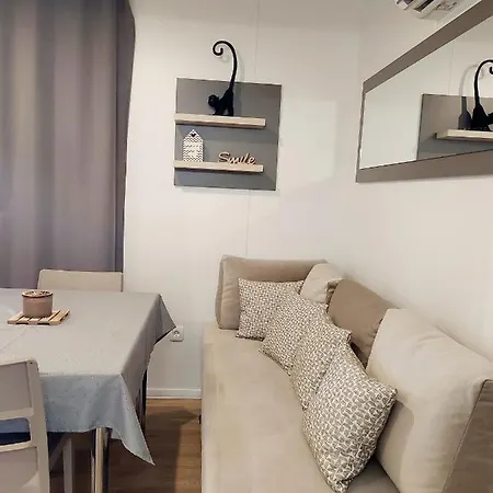 Appartamento Mobile Mar Vista *